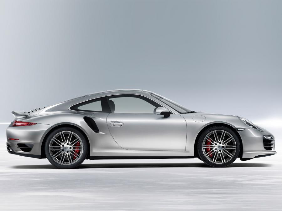  Porsche 911 Turbo 2013 года  (фото 12 из 21)
